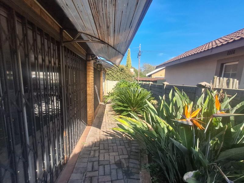 3 Bedroom Property for Sale in Vaalpark Free State